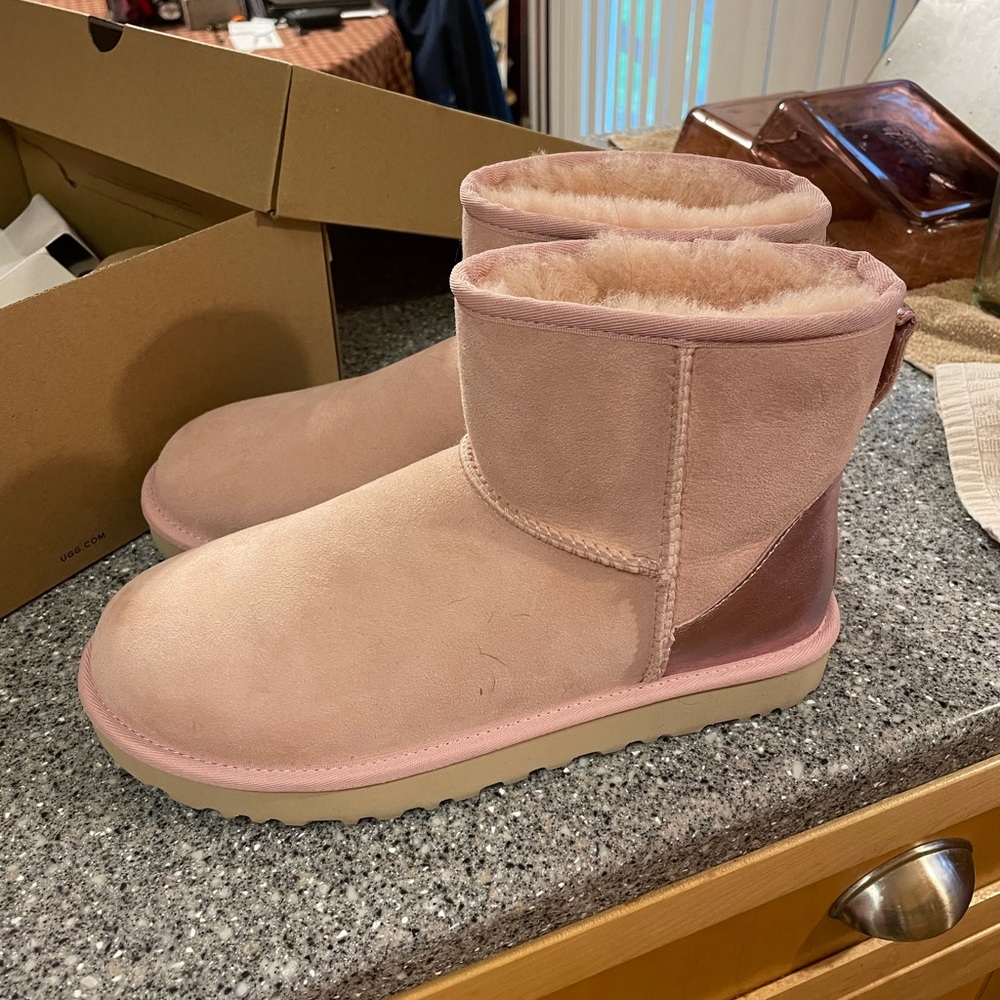UGG size 9. Pink. Worn once!
